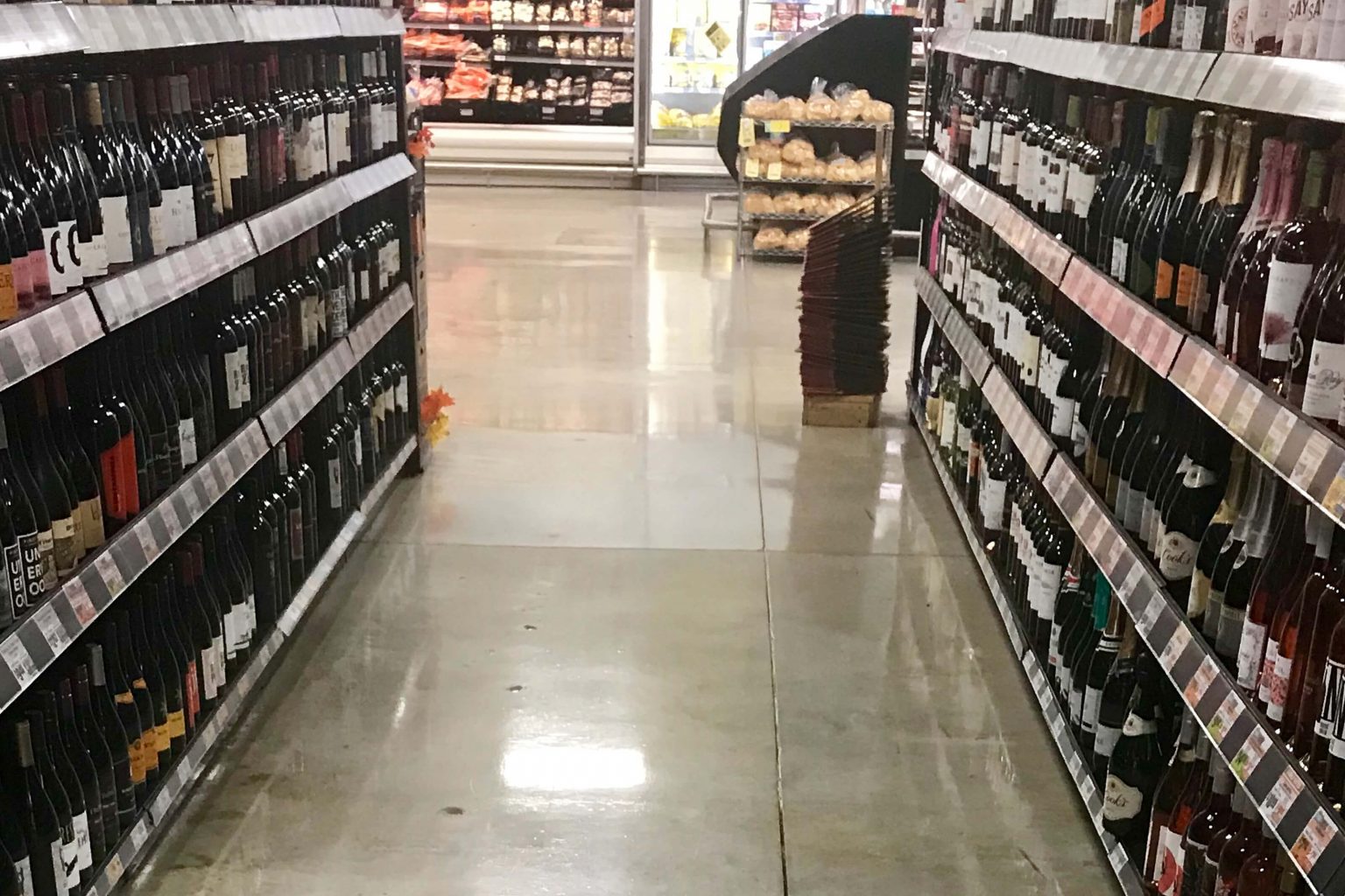 273cf-wine-aisle-no-stains1